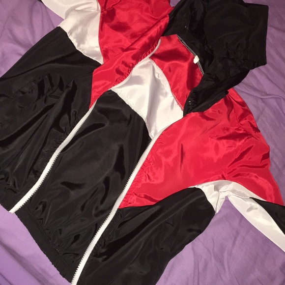 WindBreaker 😍 - Picture 4 of 5